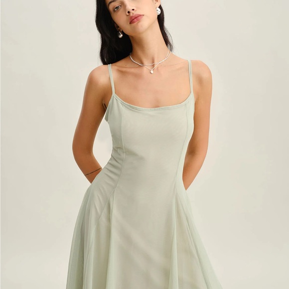 Green A-Line Slip Pleated Midi Dress - Picture 2 of 9